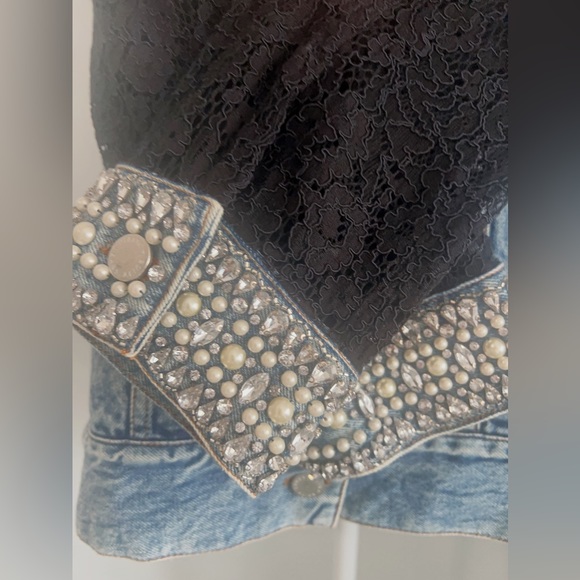 Alice + Olivia Jeff Embellished Denim Jacket - Picture 7 of 10
